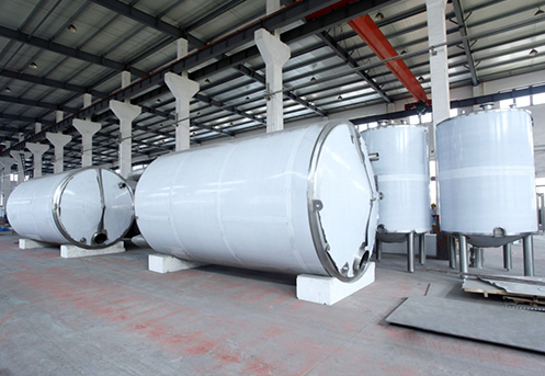 Proveedor de equipos completos para producción láctea