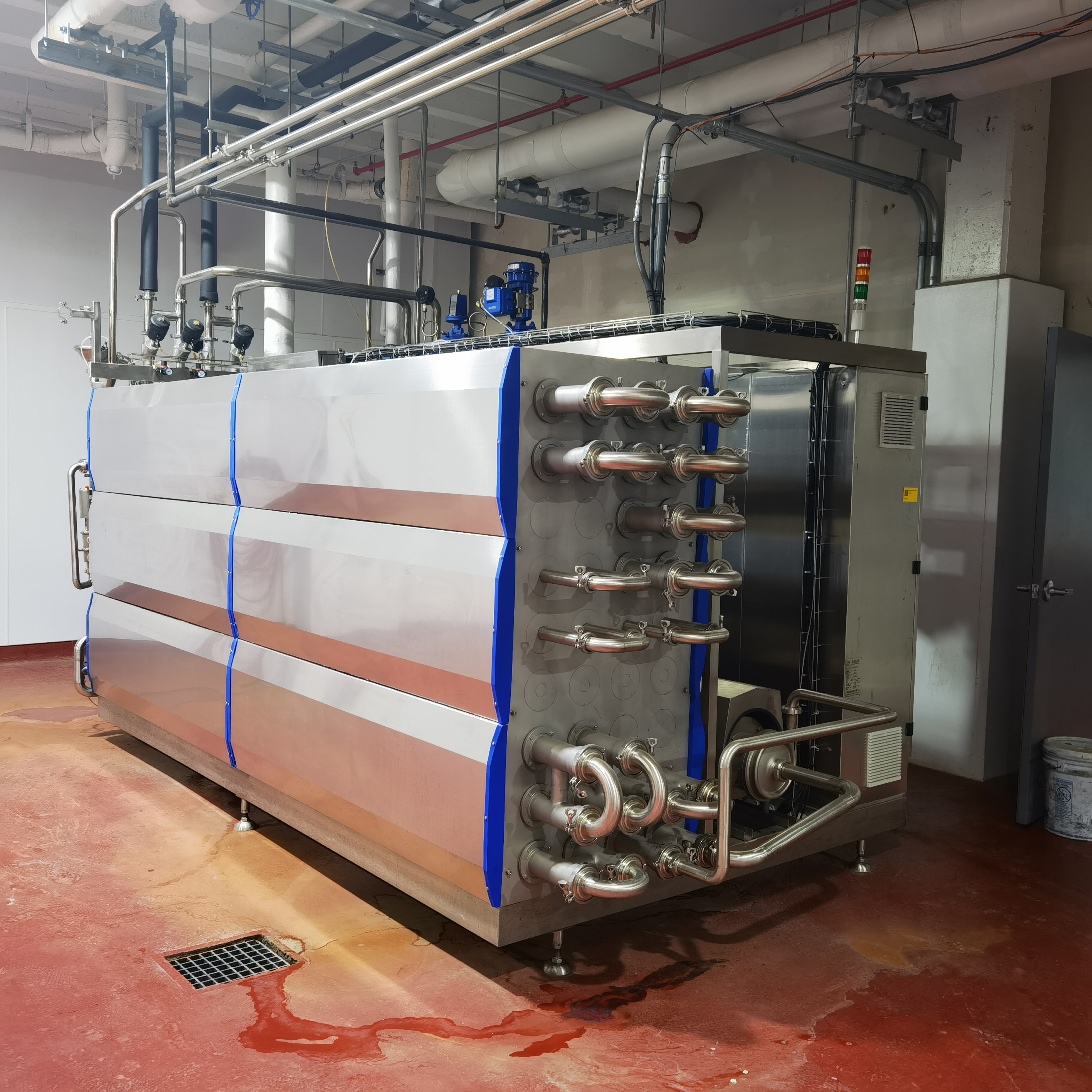 Sistema de esterilización de leche fresca UHT