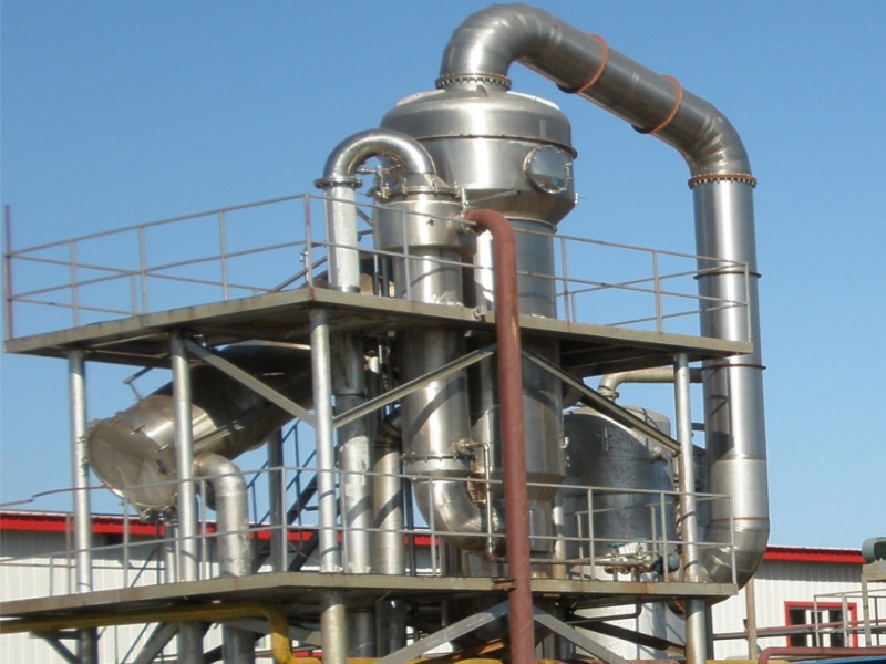 Composición del evaporador de circulación forzada.
